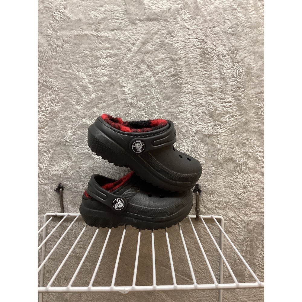 Kids Crocs Lined Clogs Black Red Plaid Toddler Size Toddler‎ 4 - Picture 3 of 6